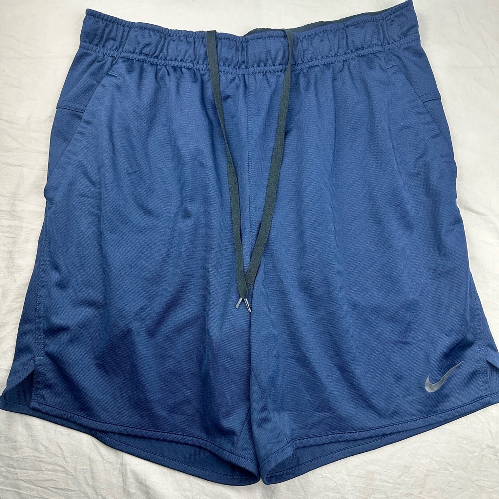 Nike Men's Blue Athletic Shorts size M